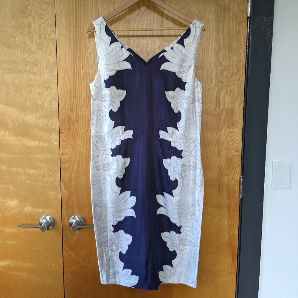 Banana Republic Navy and White V-Neck Sheath Dress